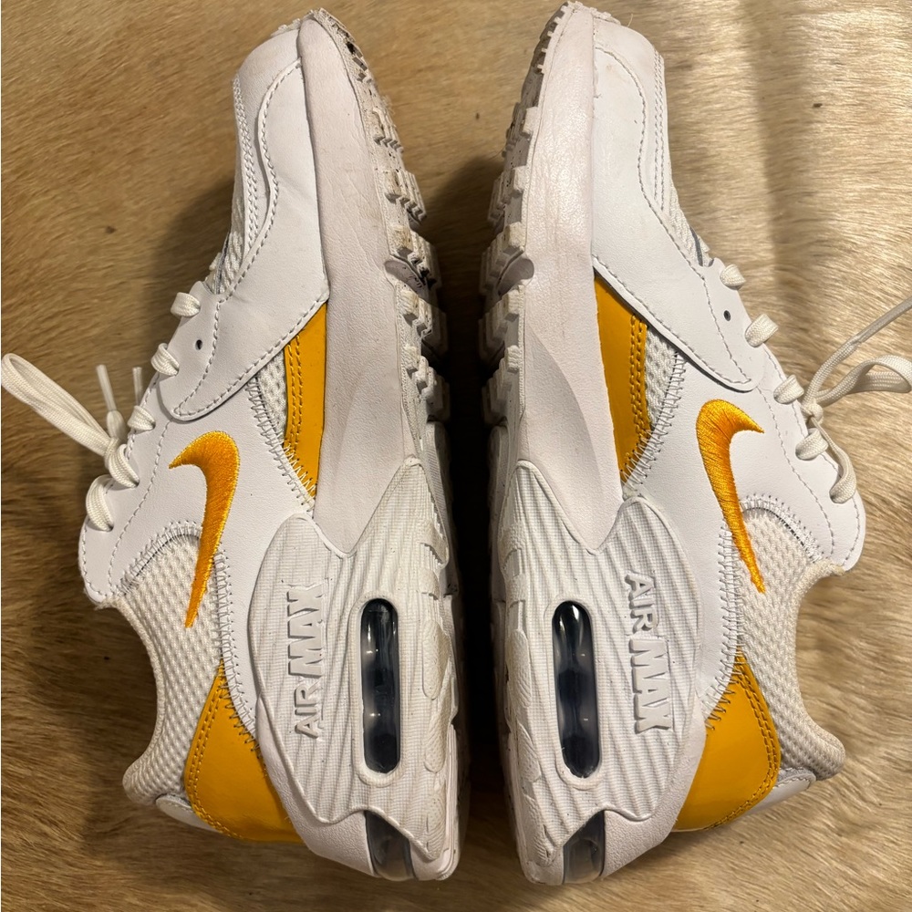 Yellow and white Nike air max size 6!